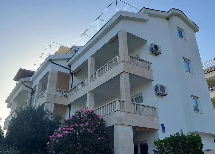 Apartamento Eti Bol
