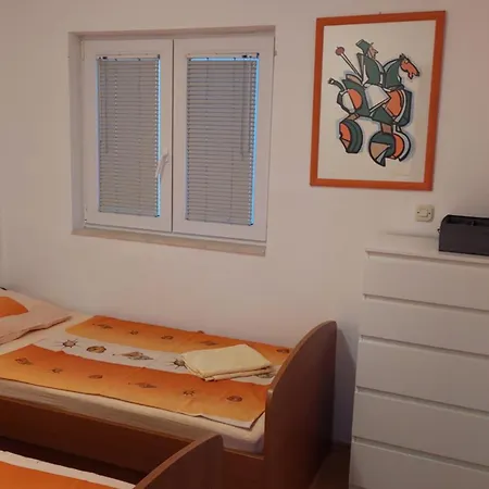 Apartment Eti
