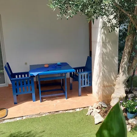 Apartment Eti Bol